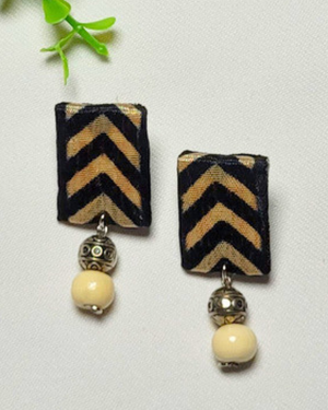 Arrow Lines Elegance Earrings