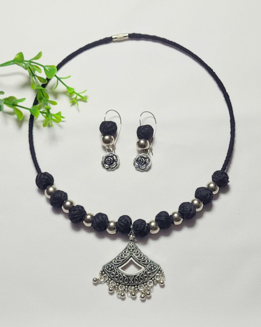 Black Cotton Beaded Hasli Set1
