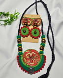 Rustic Floral Charm Neck Set