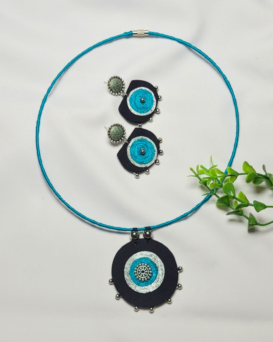 Azure Heritage Hasli Neck Set3